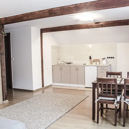 Aparthotel Montis *